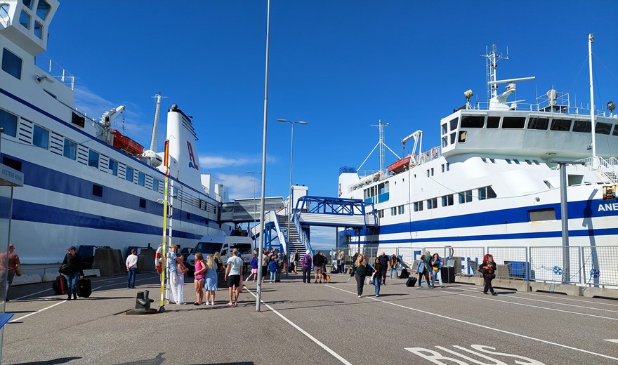Læsøfærgerne i Vesterø havn Læsøfærgerne i Vesterø havn
